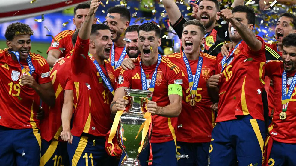 Spain vs England

Spain captain Álvaro Morata with the trophy | AFP via Getty Images