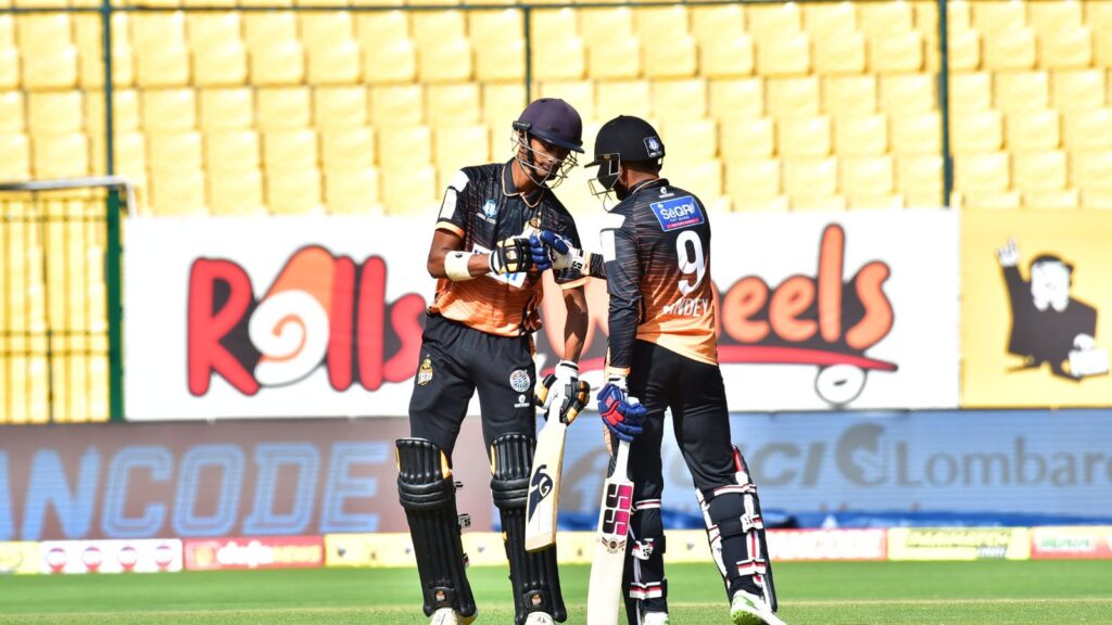 Three super overs for the first time in the Bengaluru Blasters vs Hubli Tigers game in the Maharaja Trophy