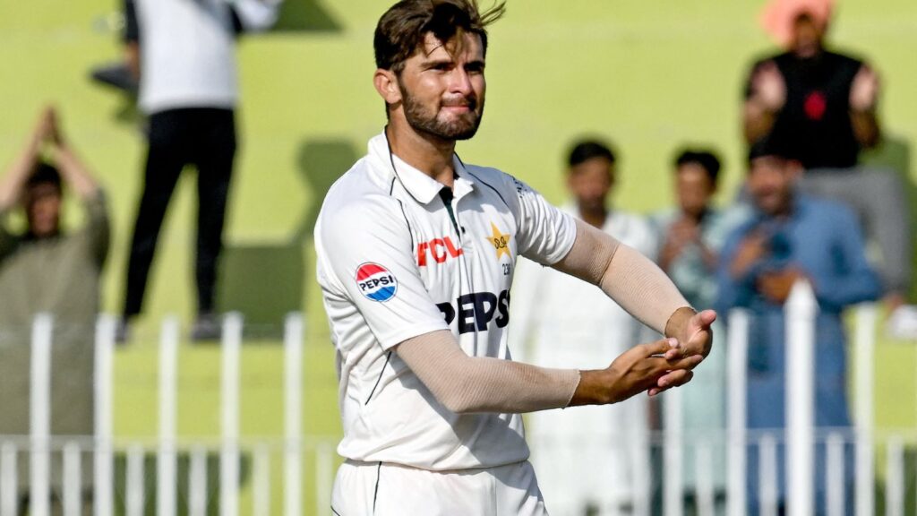 [Watch] Shaheen Shah Afridi decides his wicket to his newborn baby