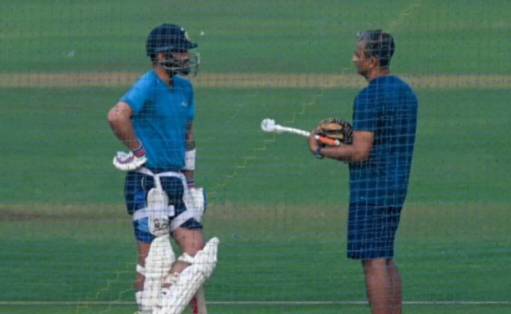 Virat Kohli trains with Sanjay Bangar ahead of the Ranji Trophy game